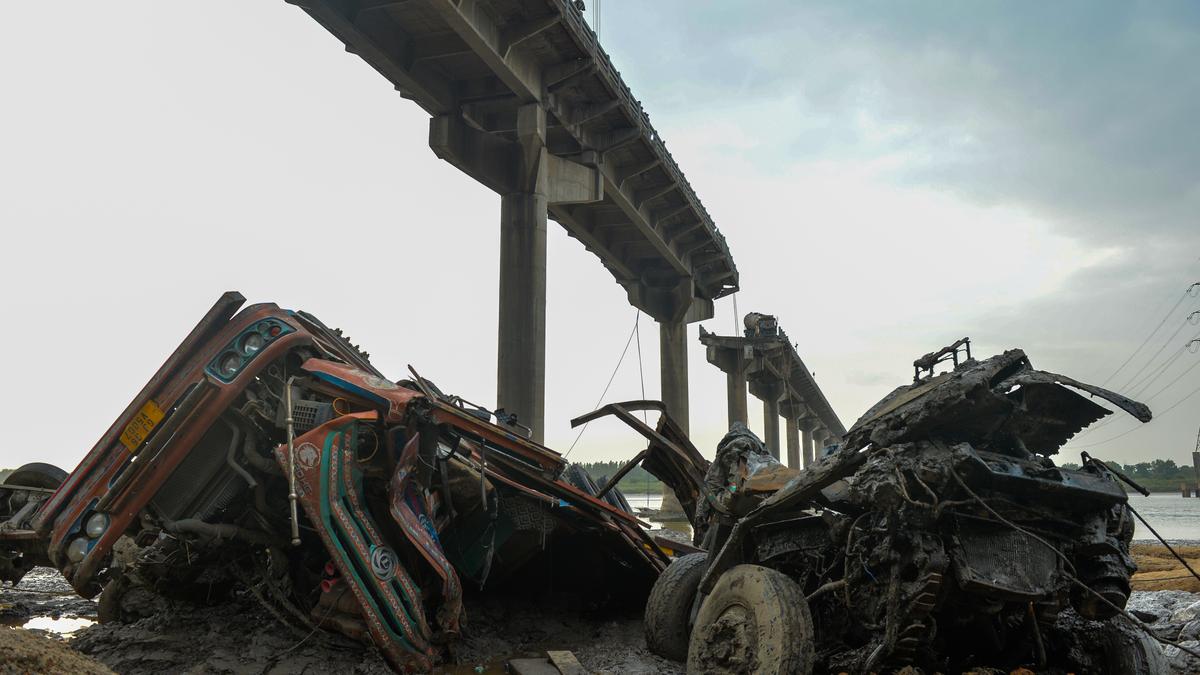 Gujarat bridges are falling down