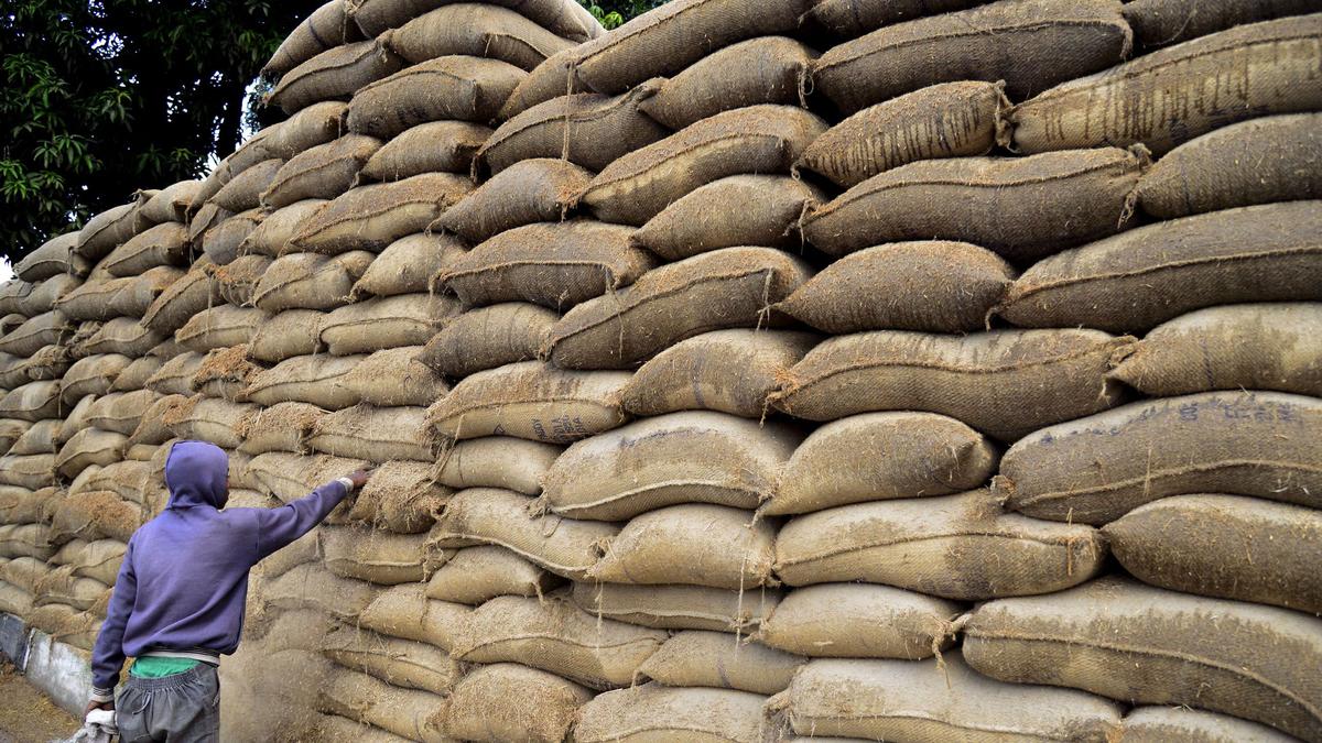 AAP govt. to distribute 50% extra ration - The Hindu