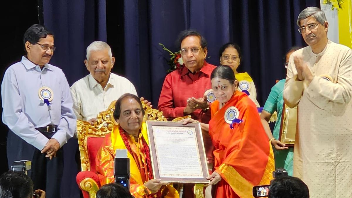 T.N. Seshagopalan conferred ‘Sangeeta Vidyanidhi’ title by Siva Ganga Sangeeta Parishad