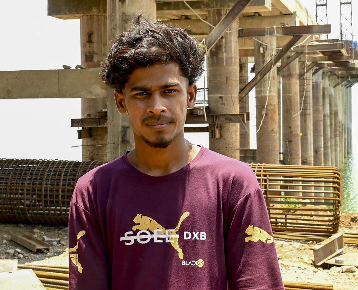 Ramzan Sheikh, 22, a migrant labourer from West Bengal’s Murshidabad, was among the first to spot the sinking vessel from a construction site near the shore.