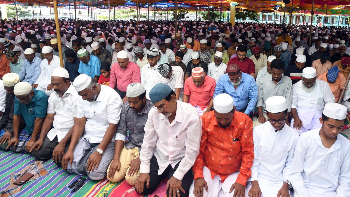 Bonhomie marks Bakrid celebrations in southern districts