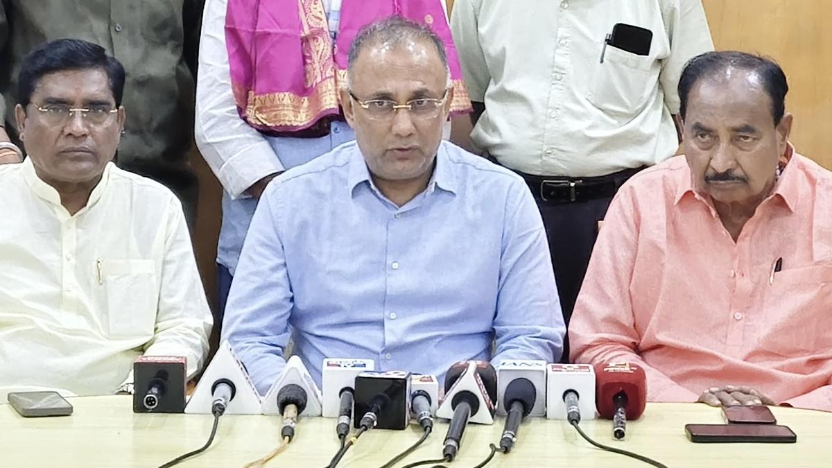 No rift in Congress, leadership decision lies with high command: Dinesh Gundu Rao