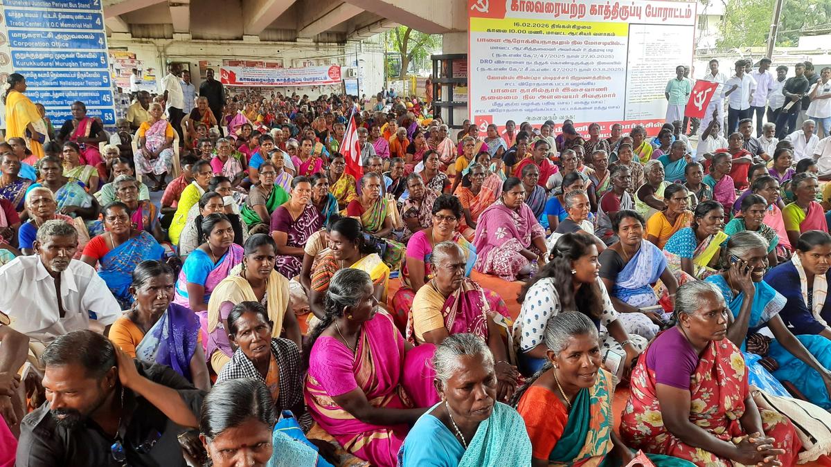 CPI(M) seeks criminal proceedings against Palayamkottai Tahsildar, Head Surveyor