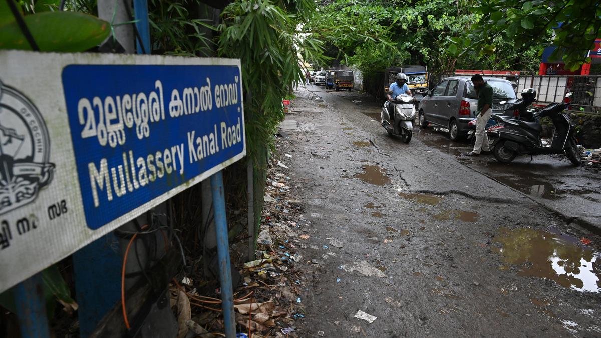 HC directs Collector’s panel to oversee canal and drainage systems in Kochi