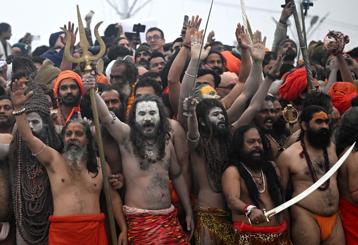 Juna Akhada Sadhus while giving holy dive at Maha Aquar 2025