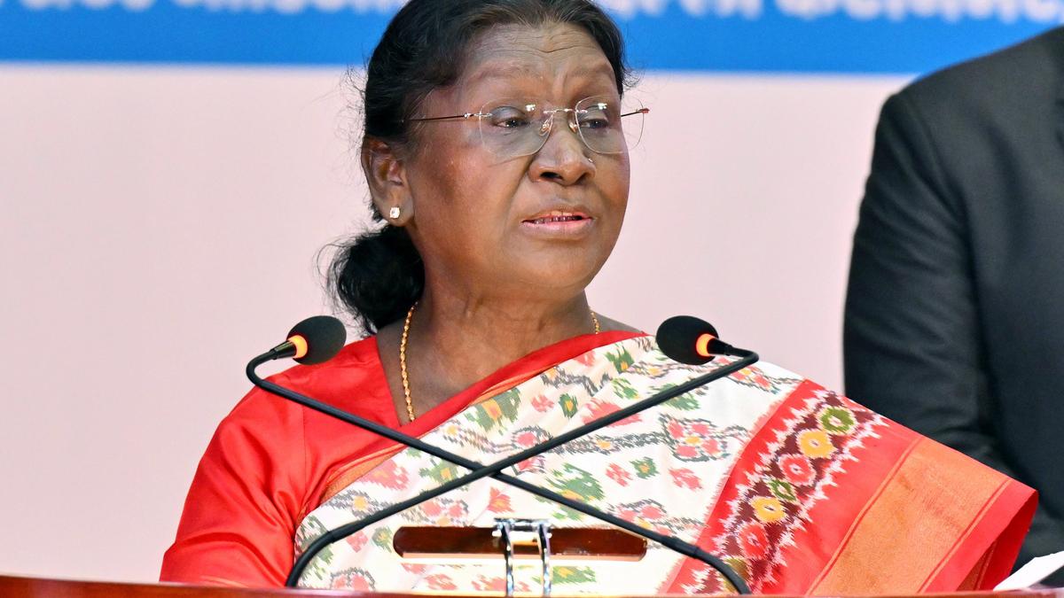 Protocol lapses at President event: Bengal government submits report to Centre