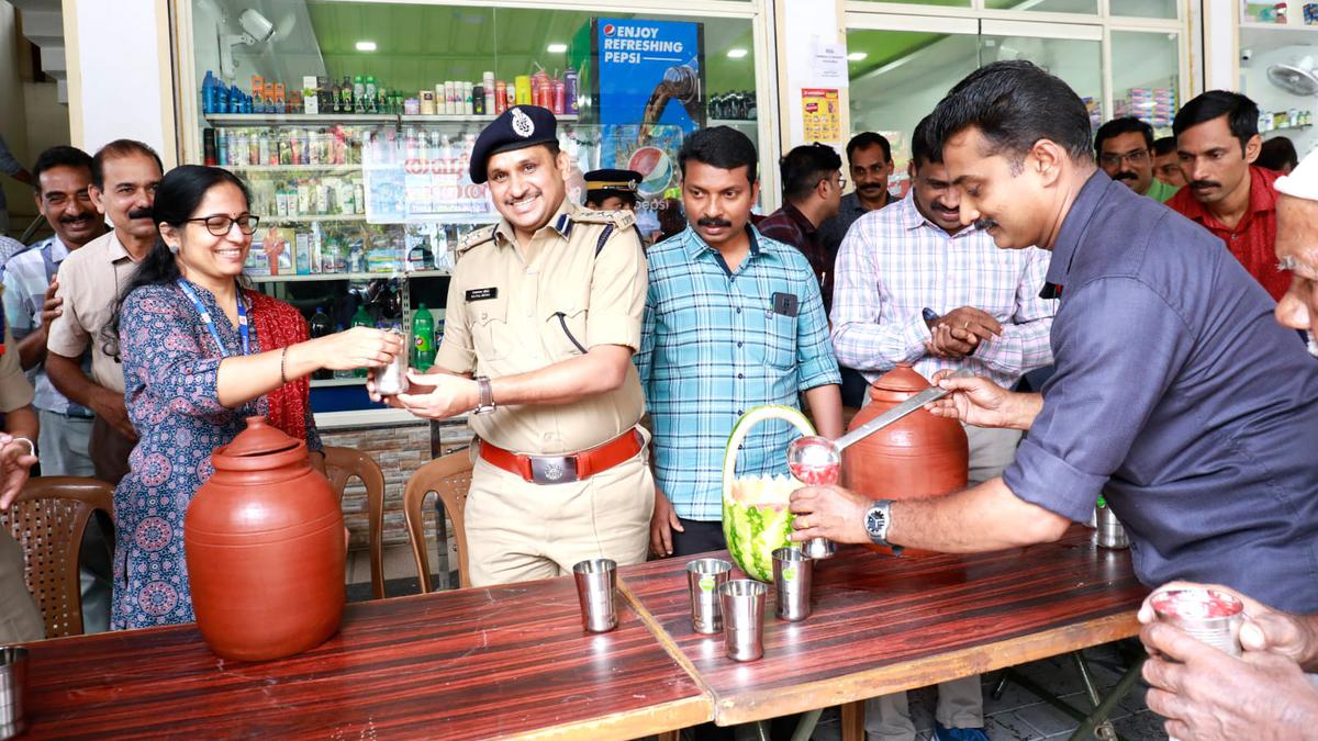 Police open ‘Thanner Panthal’ to help people beat heat