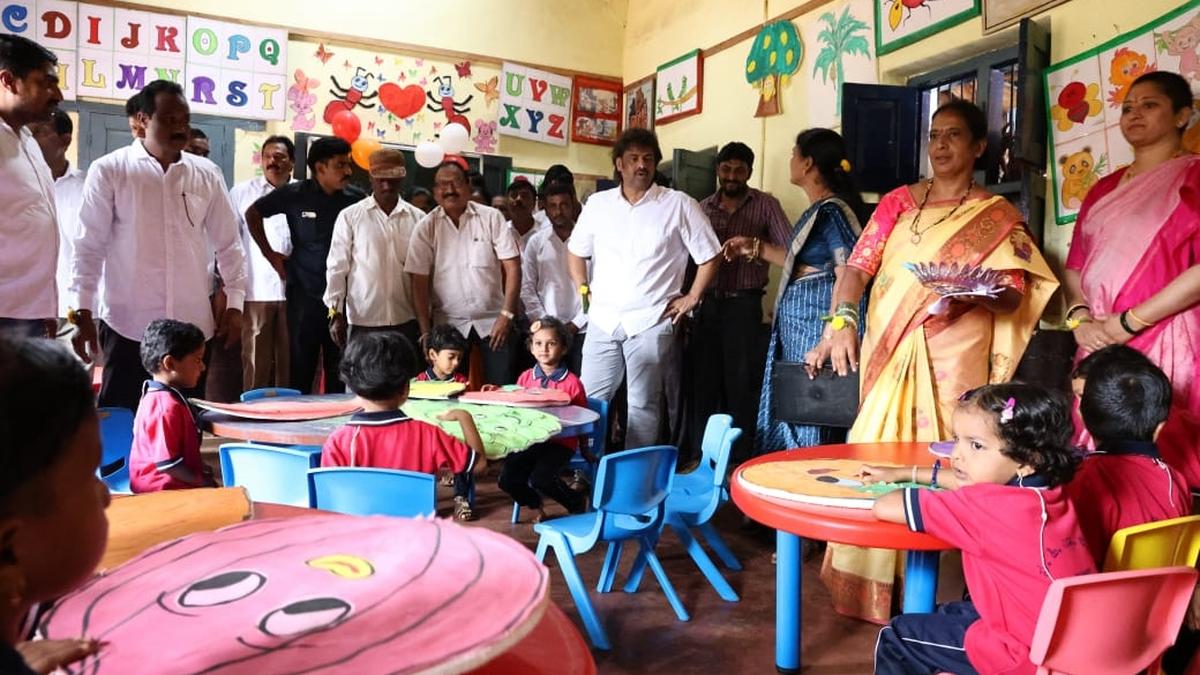 School Education minister Madhu Bangarappa donates study materials, furniture worth ₹ 10 lakh to govt school at Kubatur