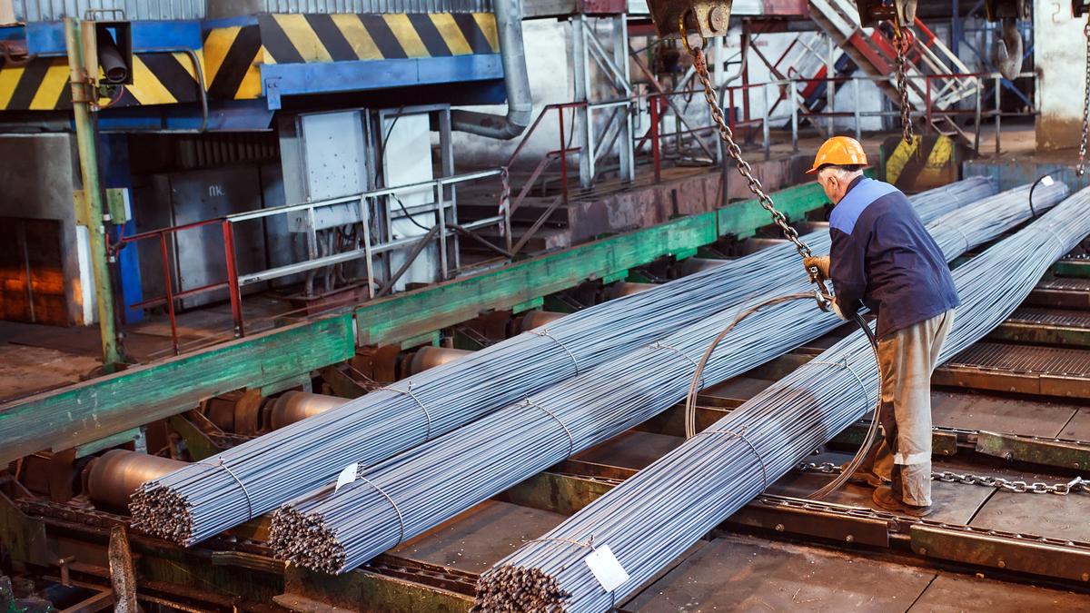 Index of eight core industries grows at three-month high of 1.7% in June