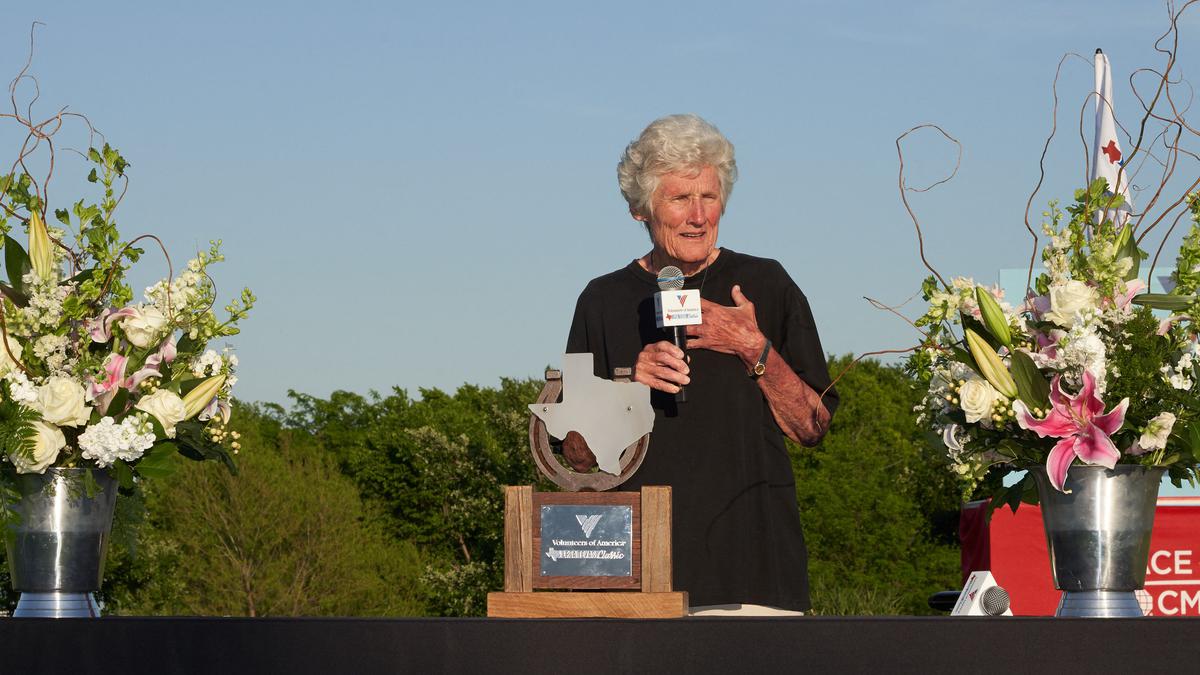 Kathy Whitworth, winningest golfer in history, dies at 83