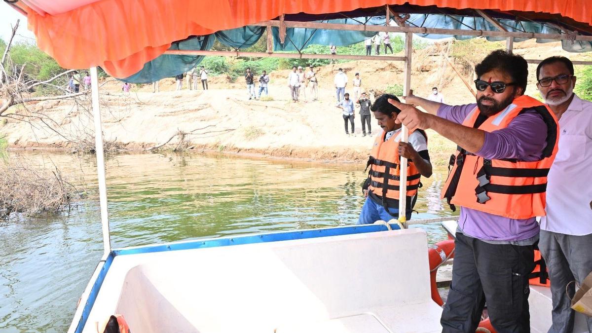 Polluted Godavari may pose health risk to Pushkaram devotees: Pawan Kalyan