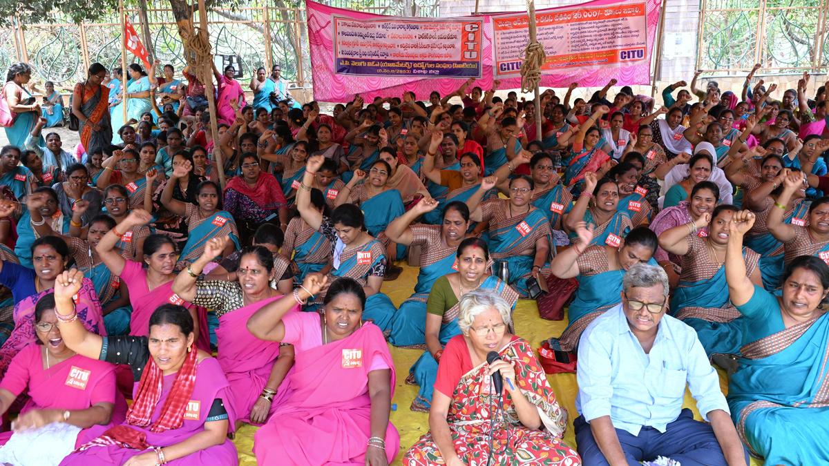 MEPMA and VOA unions protest over salary arrears