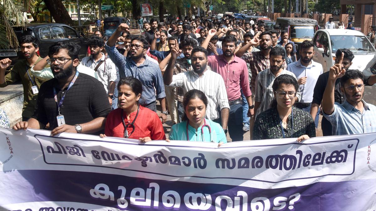 PG doctors launch indefinite stir at Kozhikode MCH over stipend delay