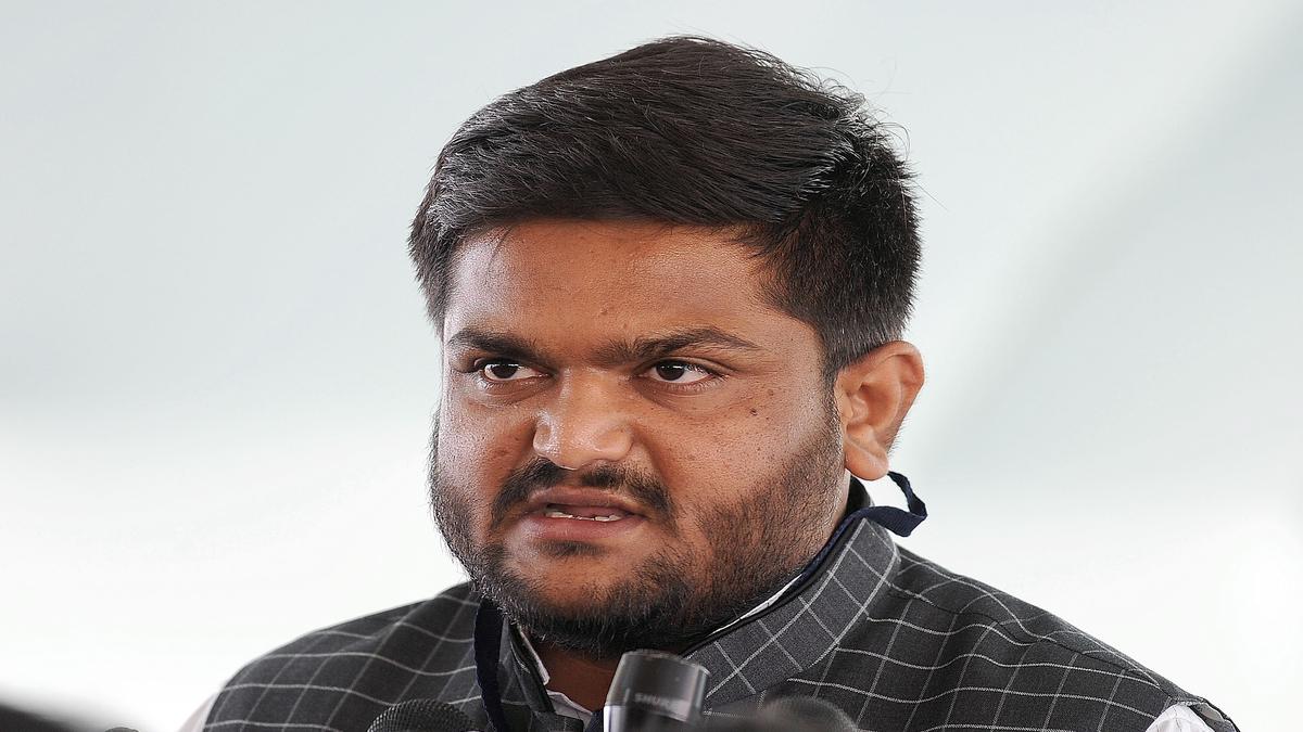 Hardik Patel resigns from Gujarat Congress