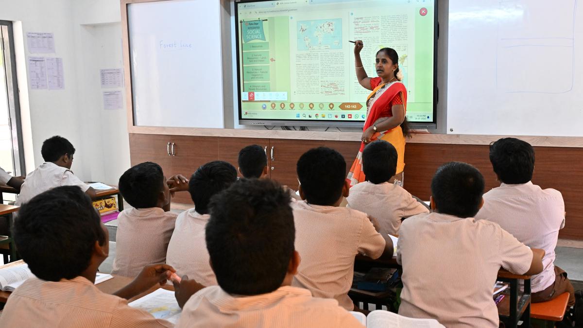 Students digital learning