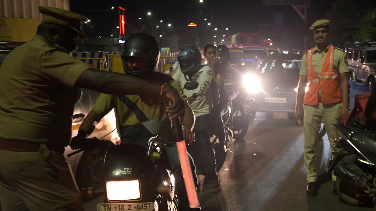 Chennai police to deploy 18,000 personnel to ensure incidentfree New Year celebrations The Hindu