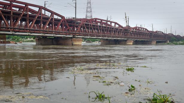 Evacuation begins in Delhi areas abutting Yamuna as river flows high above danger mark