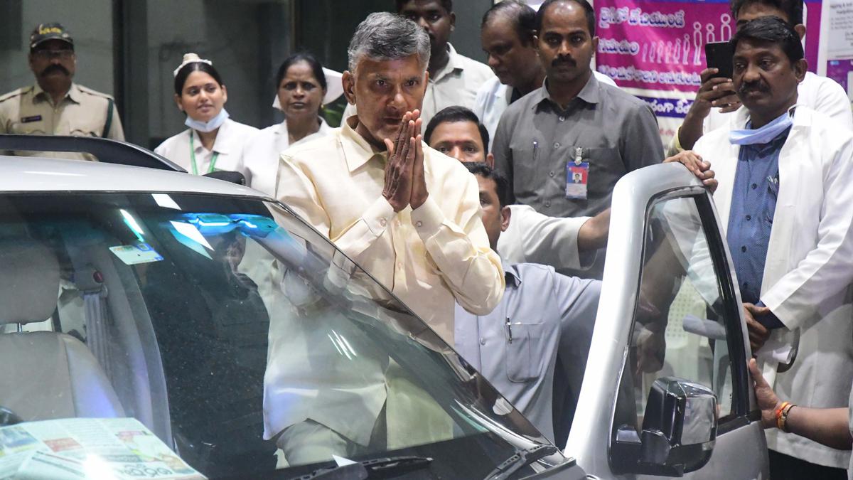 Chandrababu Naidu arrest Live updates | TDP chief brought to ACB Court in Vijayawada