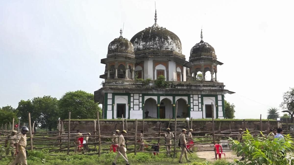 Fatehpur mausoleum vandalism sparks ruckus in U.P. Assembly
