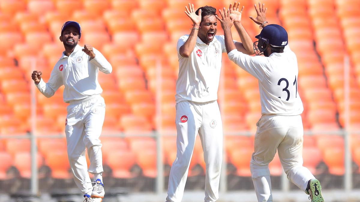 Ranji Trophy | Desai, Vaghela bowl Gujarat to an incredible victory over Karnataka