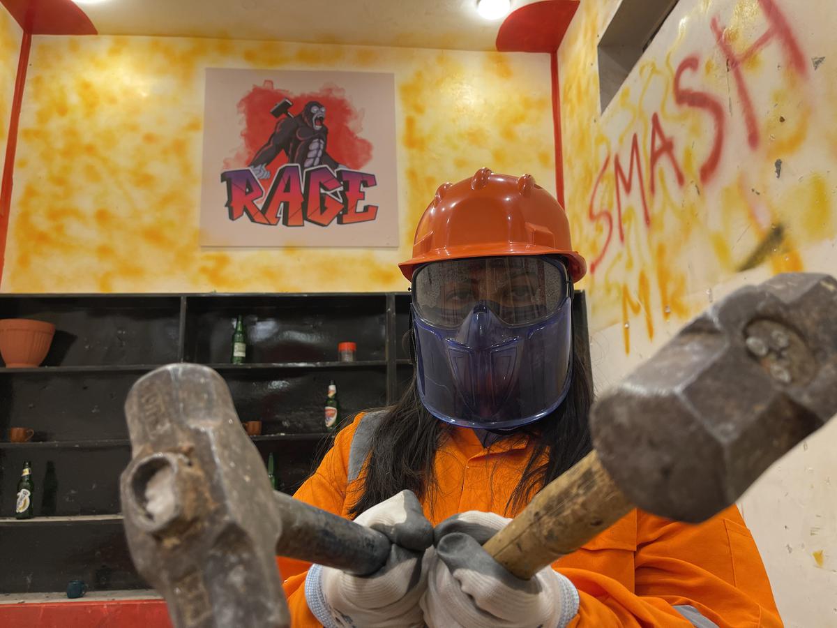 RI's First Rage Room - Relieve Stress, Make A Mess - Smash 'N' Splash