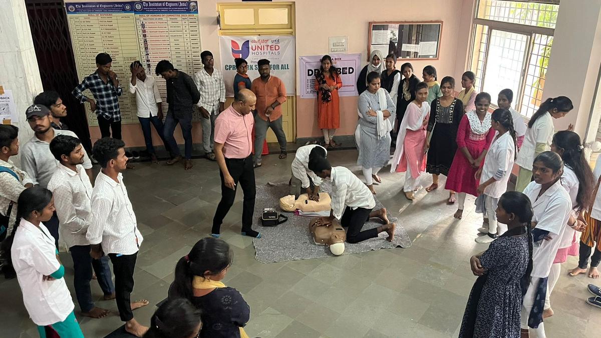 Good response in Kalaburagi to training sessions on lifesaving medical techniques