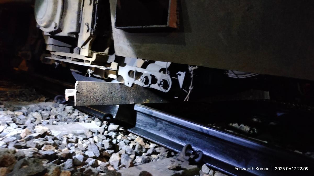 According to Railway officials, while passing through Kaligoundampalayam, the train struck the metal object and dragged it for about 300 metres. According to Railway officials, while passing through Kaligoundampalayam, the train struck the metal object and dragged it for about 300 metres.