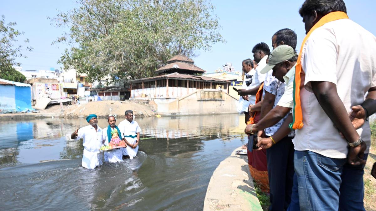 Farmers oppose demolition of 743-year-old Kalingarayan Canal aqueduct in Erode