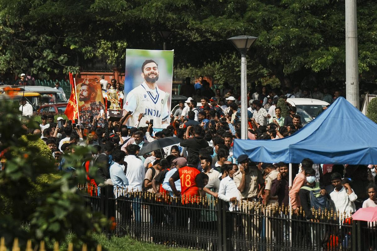Fans gather at the Vidhana Soudha for the grand felicitation of IPL 2025 winning Royal Challengers Bengaluru team, in Bengaluru, on June 4, 2025. Fans gather at the Vidhana Soudha for the grand felicitation of IPL 2025 winning Royal Challengers Bengaluru team, in Bengaluru, on June 4, 2025.