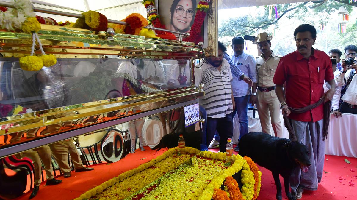 Leelavathi laid to rest