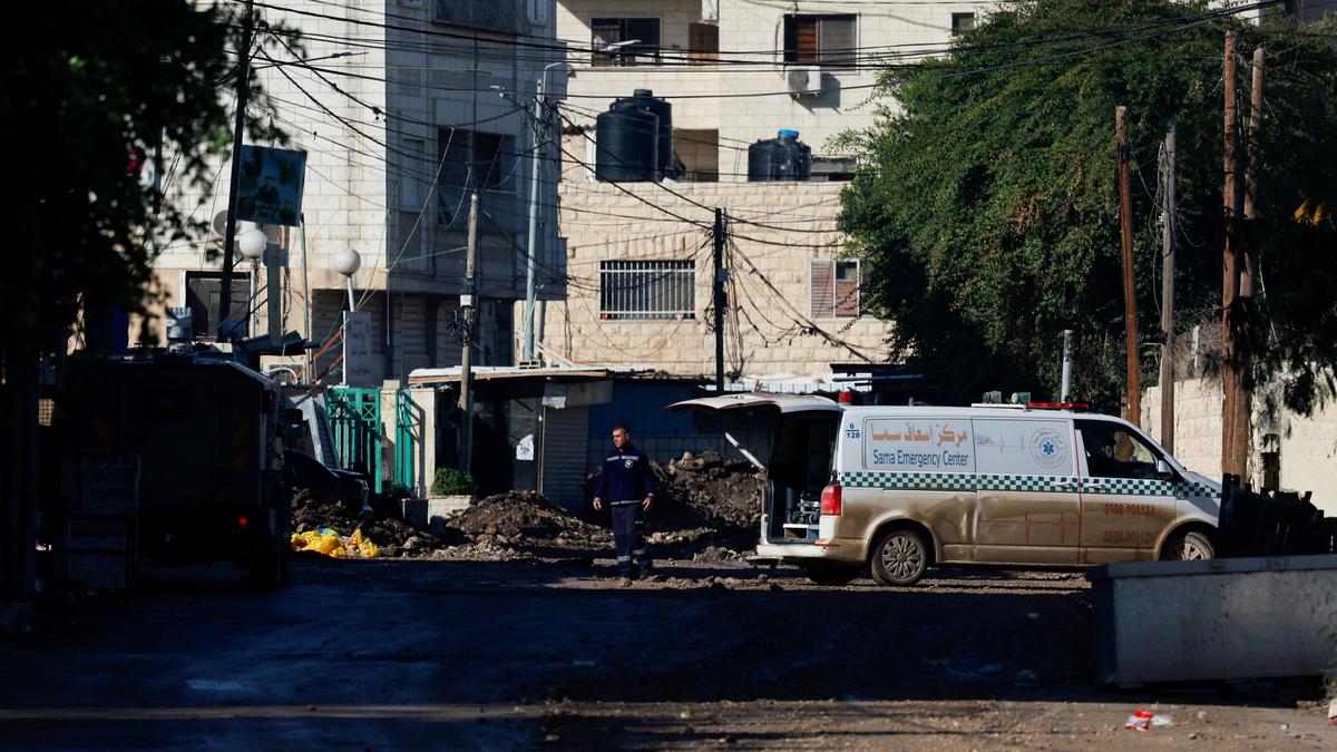 Israeli forces kill two Palestinian militants who carried out West Bank bus attack