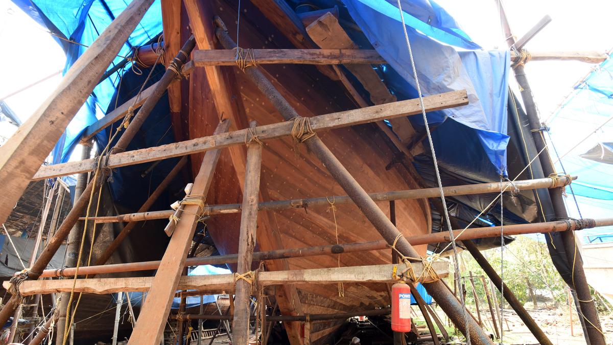 Boatmakers of the South | Don’t let the Beypore urus sink