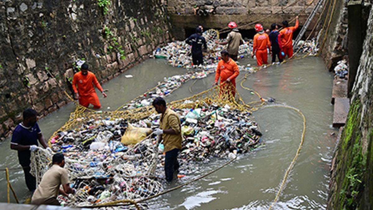 Kerala CM’s meet on waste management decides strict action against garbage dumping in capital