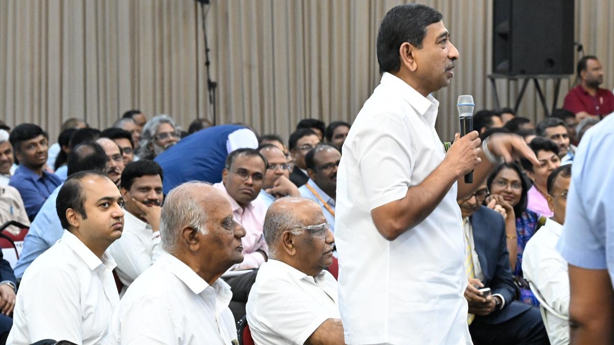 Tamil Nadu restaurant owner’s apology to Union Finance Minister draws criticism from political parties