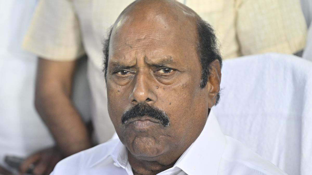 Sea bridge connecting Lighthouse and Neelankarai under consideration: E.V. Velu
