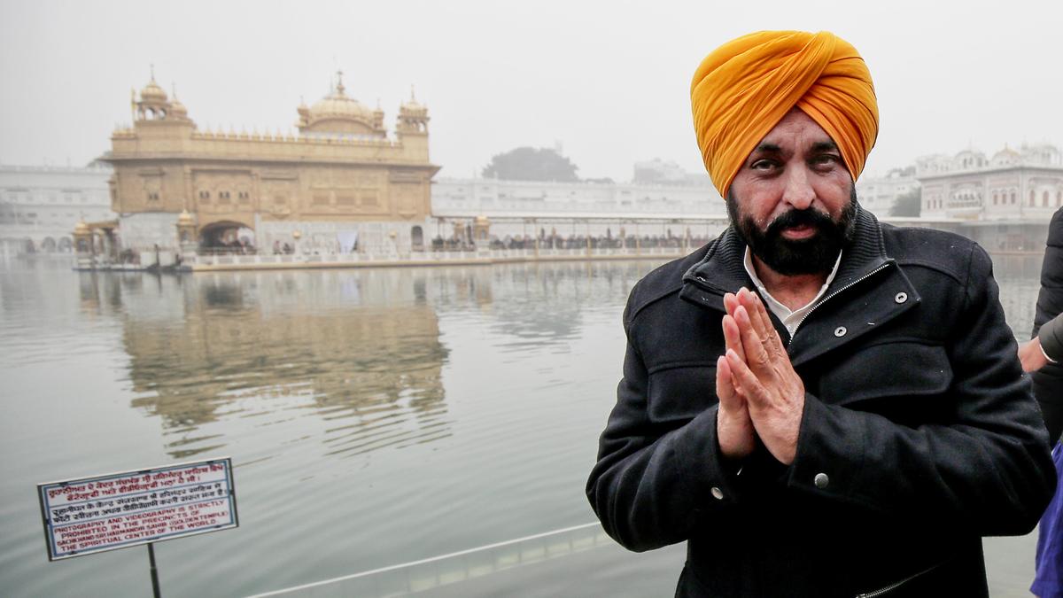 Punjab CM Mann appears before Akal Takht Secretariat to clarify remarks on Sikh traditions