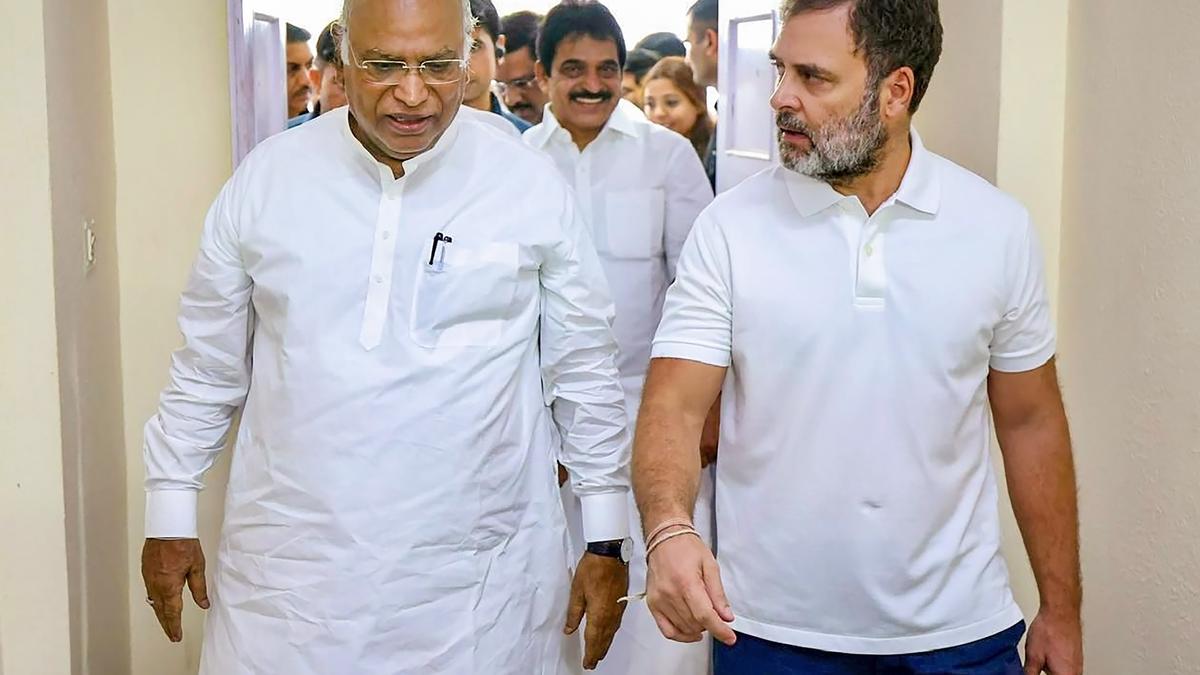 Congress holds meeting of state chiefs, general secretaries ahead of key state polls