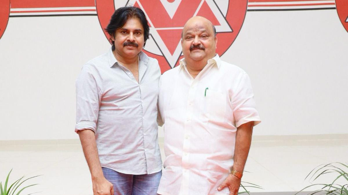 Former MP Maganti Babu meets JSP leader Pawan Kalyan 