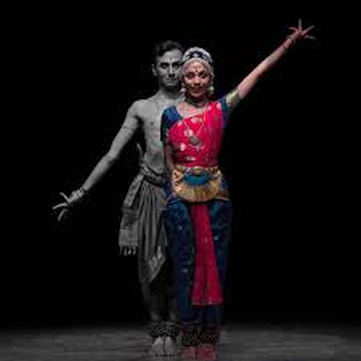 Bharatanatyam exponent Praveen Kumar with disciple Divya Hoskere depicting Ardhanarisvara  