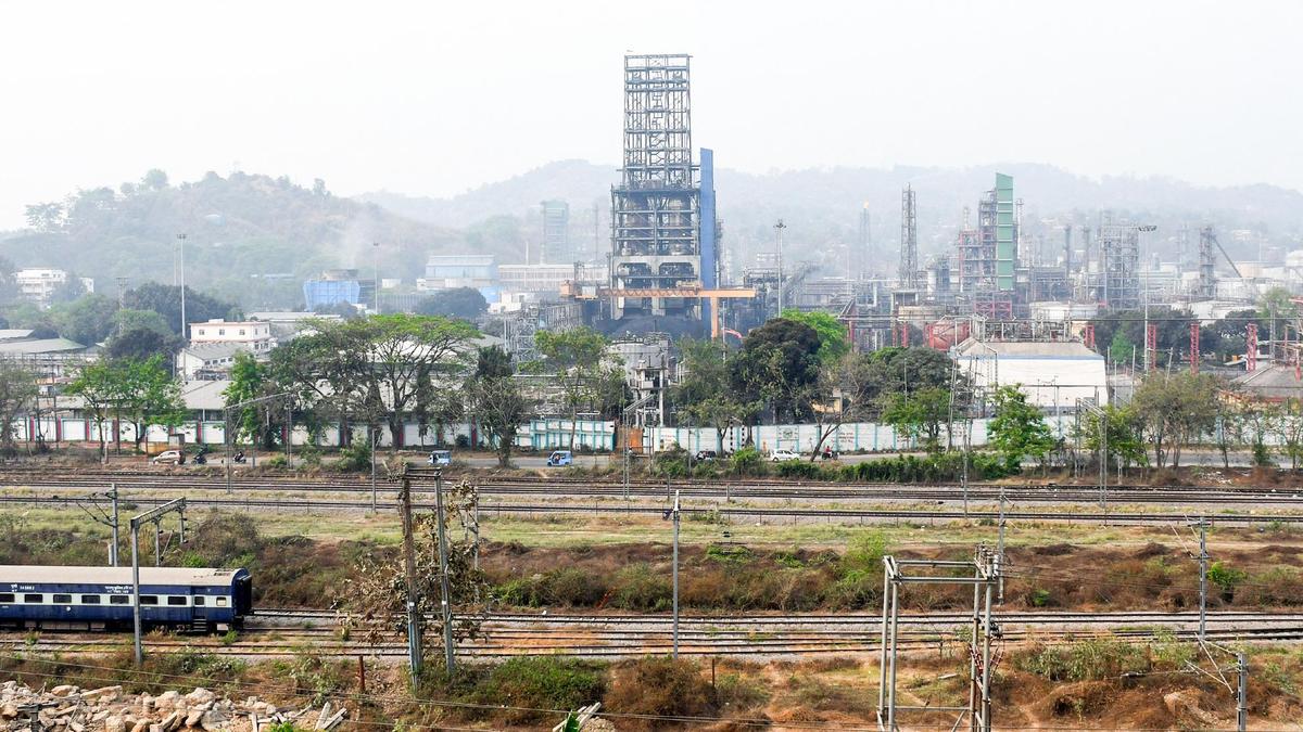 Se ordena a las empresas de petróleo y gas compartir datos de importación y exportación con PPAC