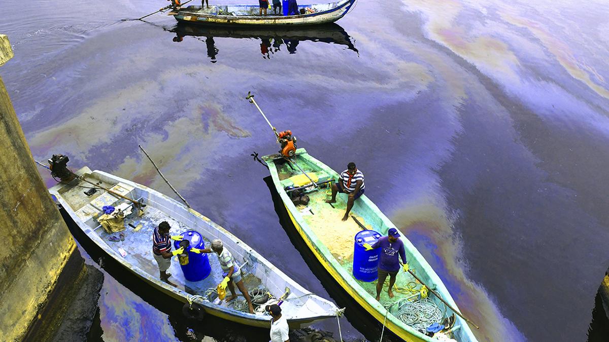 TNPCB proposes ₹73-crore penalty on CPCL for damages caused by Ennore oil spill