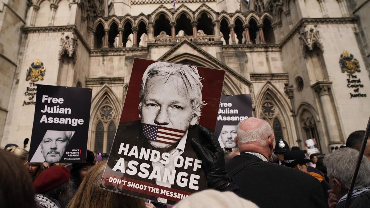 Assange granted temporary reprieve from extradition to U.S.
