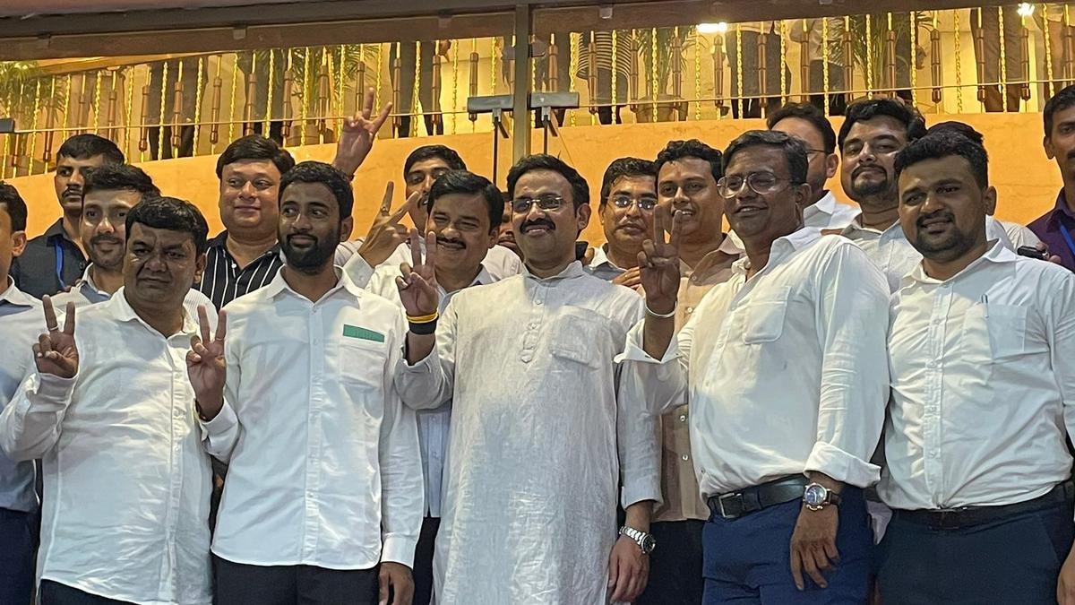 Eleven MLCs take oath in Maharashtra