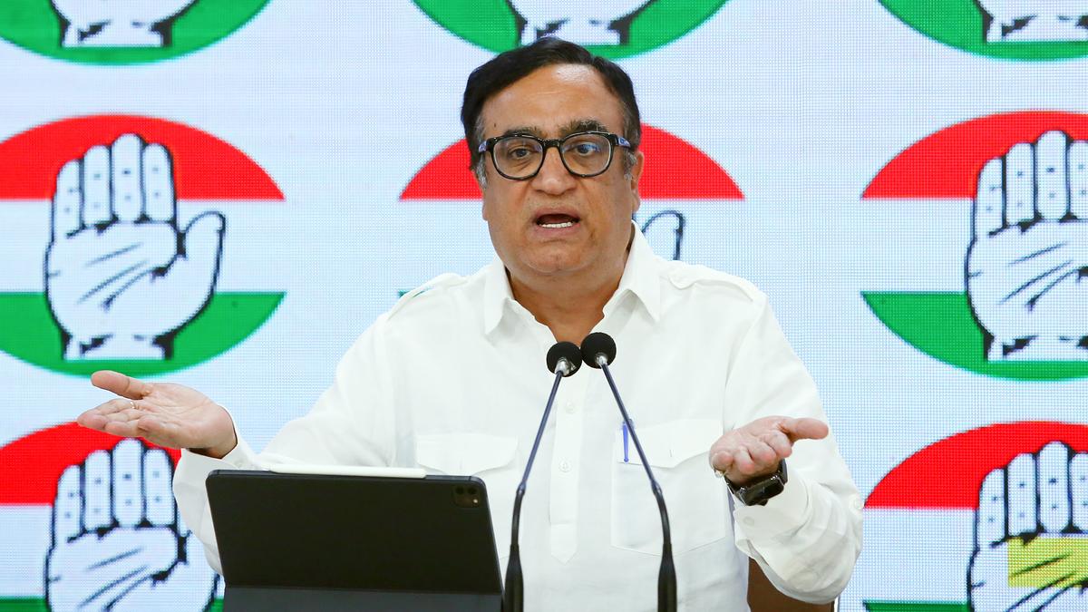 AAP, Congress at loggerheads over services ordinance issue