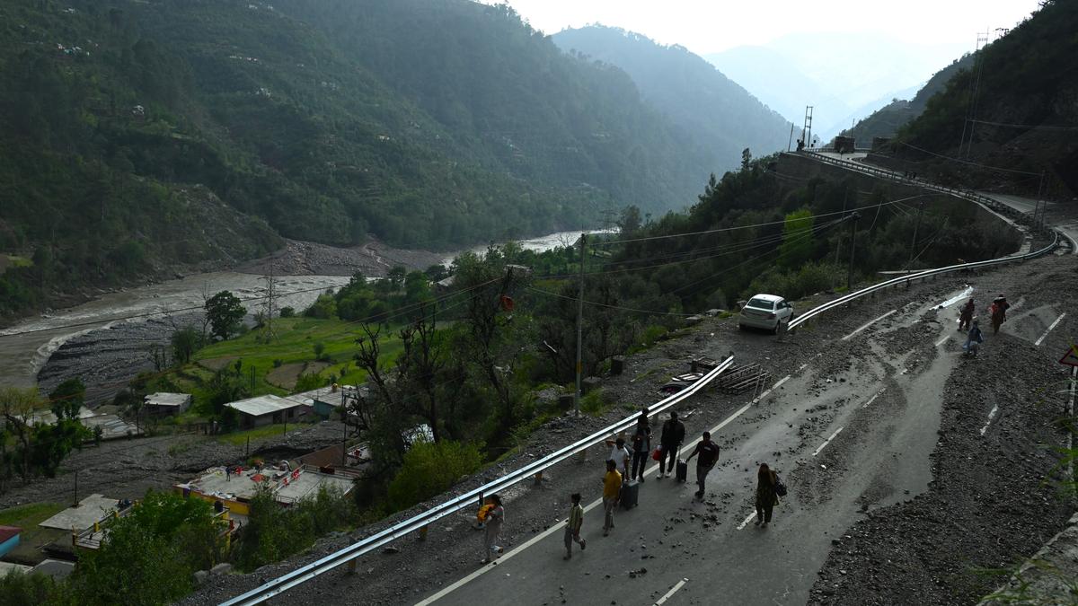 Srinagar-Jammu National Highway reopens for heavy vehicles after three weeks