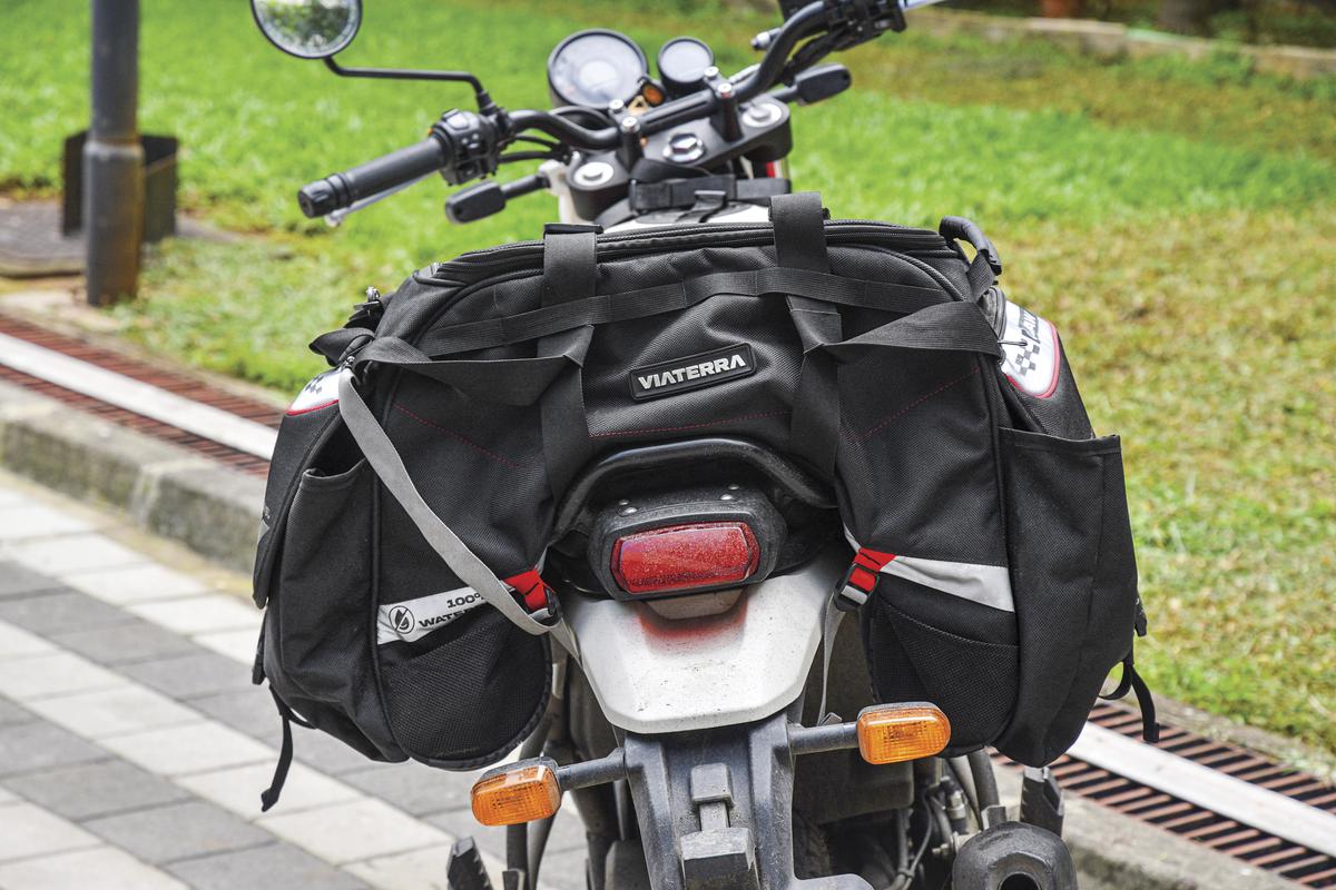 Viaterra Claw tail bag: Spacious and sturdy