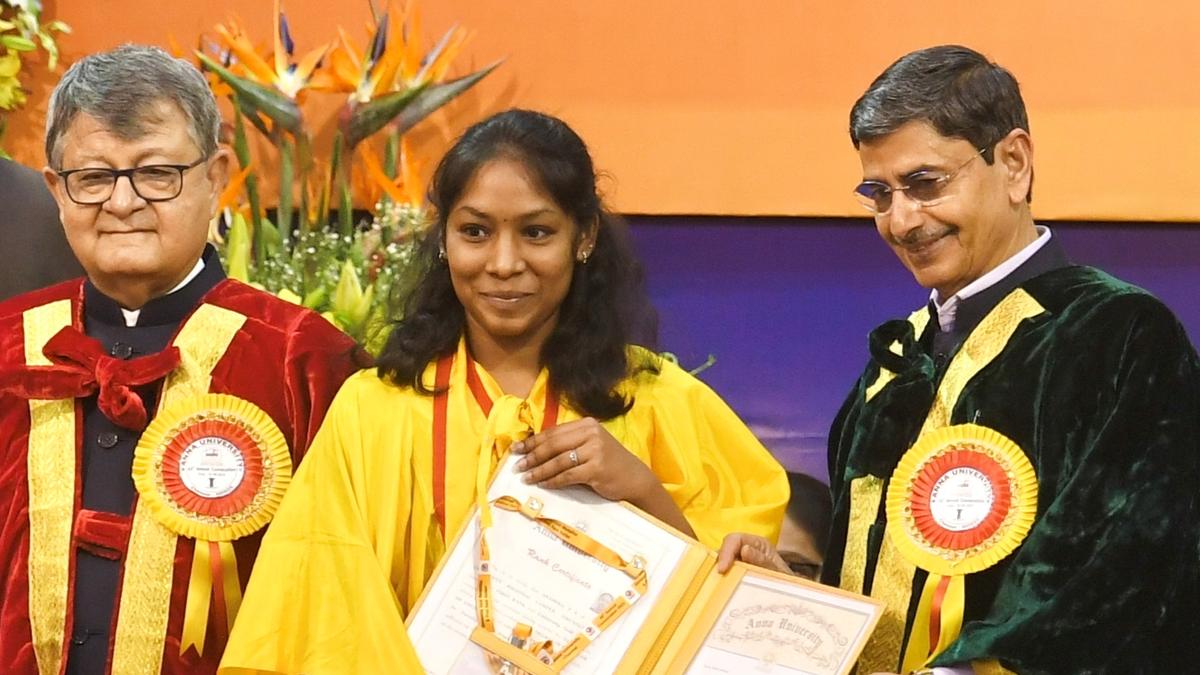 Onus is on young graduates to maintain momentum in India&rsquo;s progress and growth: Niti Aayog Vice Chairman