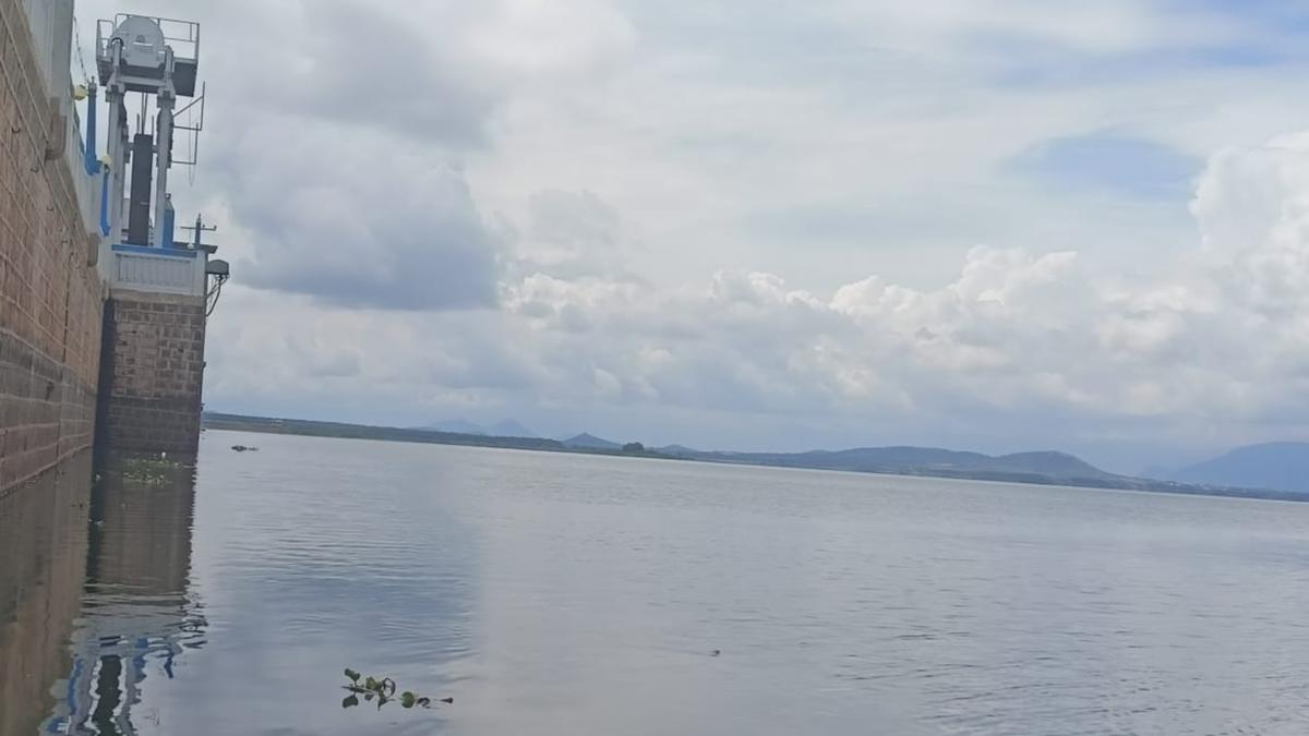 Third flood warning issued for southern districts of Tamil Nadu