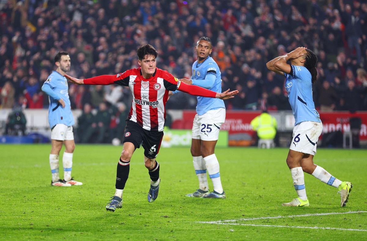 Christian Norgaard of Brentford celebrates scoring his team’s second goal during the Premier League match between Brentford FC and Manchester City FC at Gtech Community Stadium on January 14, 2025 in Brentford, England. 