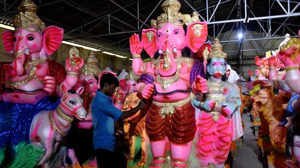 Buy raw clay Vinayaka idols, activists urge devotees